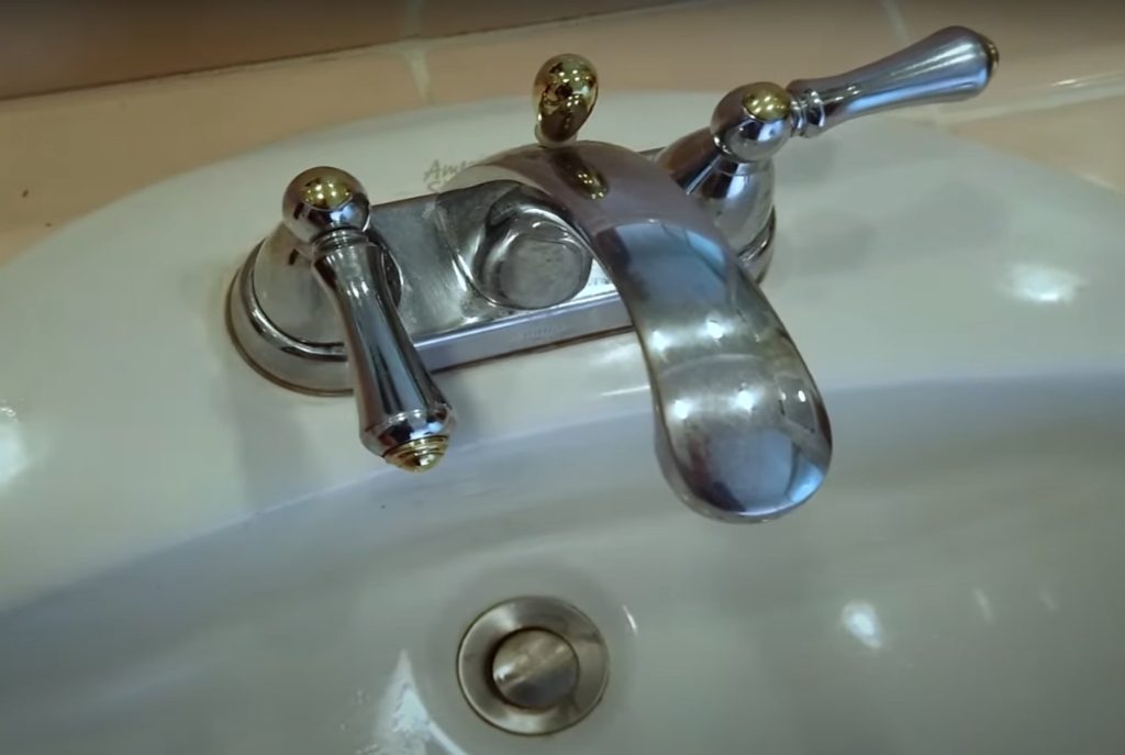 How to fix a leaking sink