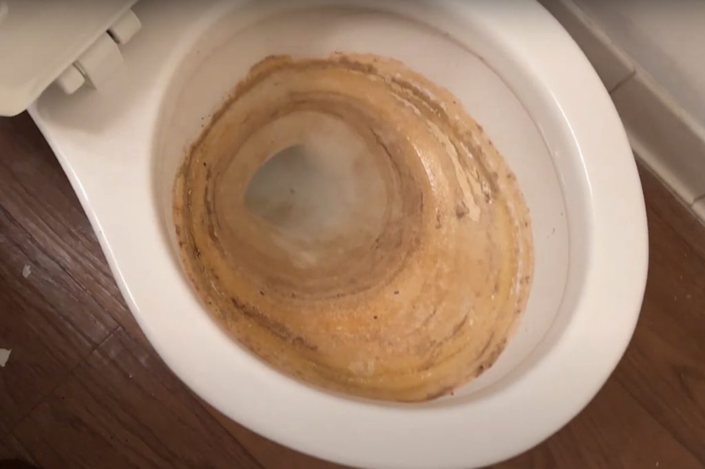 rust in toilet