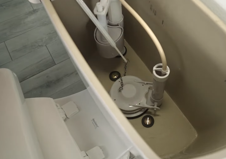 Different types of toilet flush valves