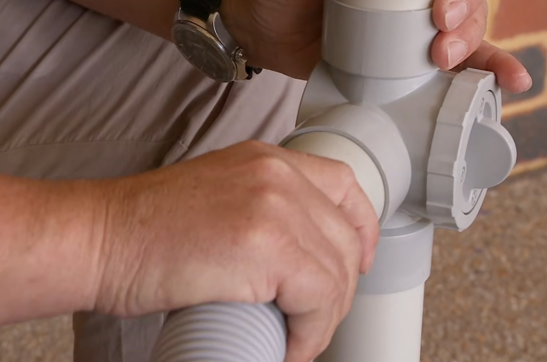 Connecting laundry hose to the greywater system